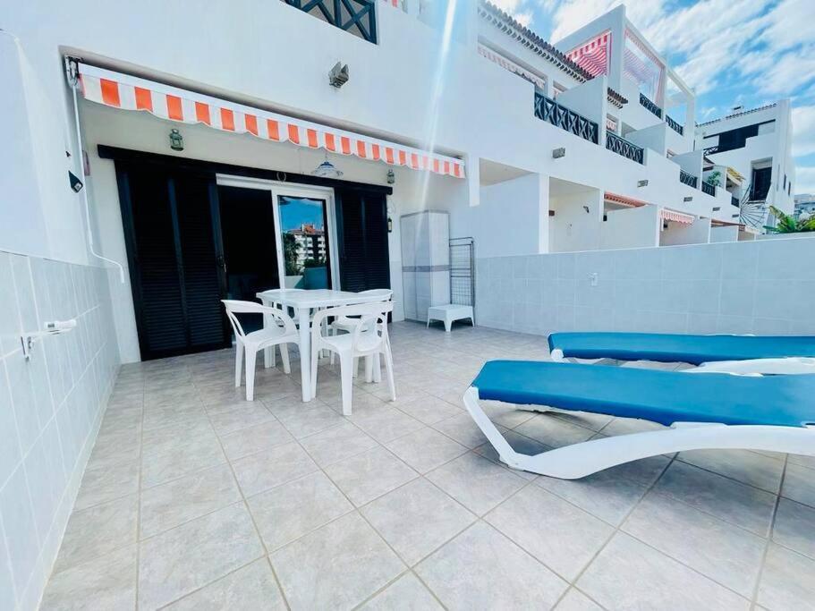 Comfy Home With Large Terrace Five Minutes From Ocean Лос Кристианос Экстерьер фото