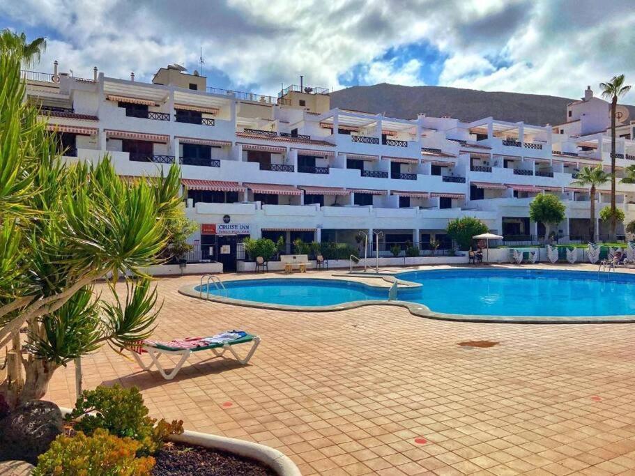 Comfy Home With Large Terrace Five Minutes From Ocean Лос Кристианос Экстерьер фото
